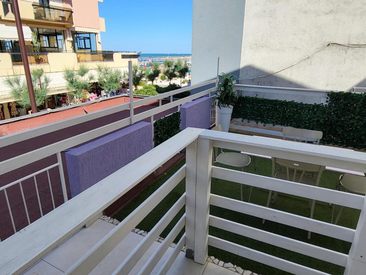 Residence Hotel Le Viole ริมินี ภายนอก รูปภาพ
